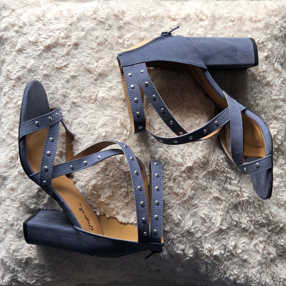 Sky blue high heels never worn, brand new!!